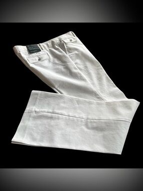 NWT Banana Republic Ryan Fit “Bright White” - Size 10L